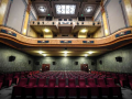 Une salle du cinéma Louxor à Paris, le 7 mai 2020. © STÉPHANE DE SAKUTIN/AFP