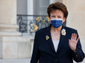 LUDOVIC MARIN VIA AFP - L'actuelle ministre de la culture Roselyne Bachelot, sortant de l'Elysée le 23 mars 2022