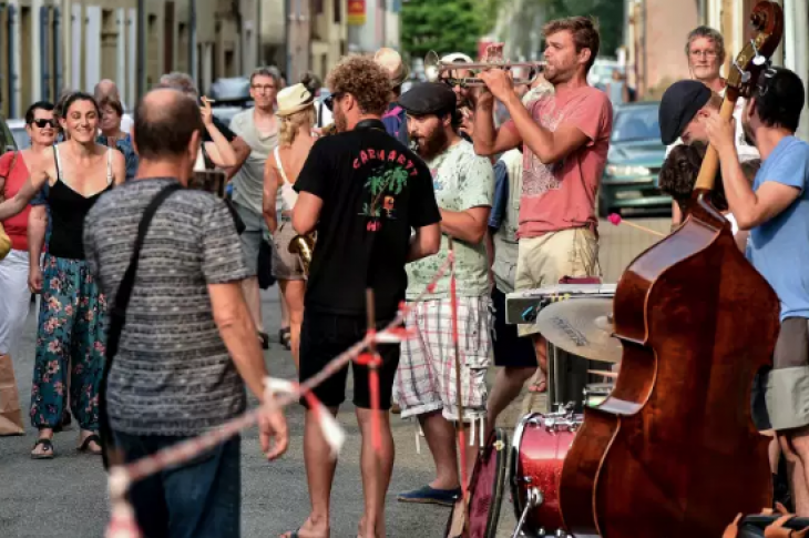 Privé de son festival de jazz, Marciac a le souffle coupé