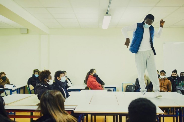 Les salles de classe, dernières planches du spectacle vivant