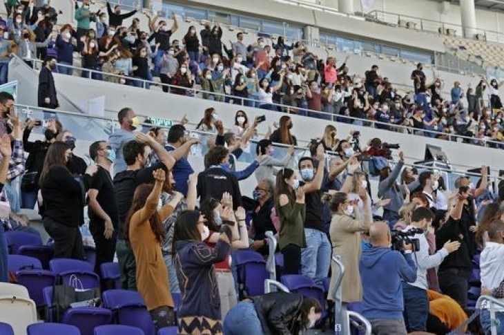 «Retrouver la vie d'avant» : premier concert pour spectateurs vaccinés à Tel-Aviv