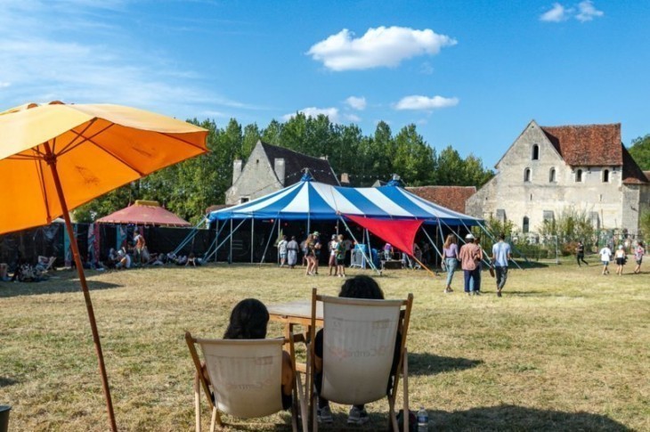 À quoi ressembleront les festivals maintenus malgré la pandémie cet été ?