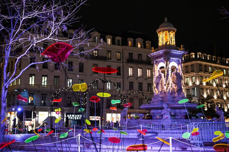 Fête des Lumières à Lyon: une édition encadrée par des mesures sanitaires strictes