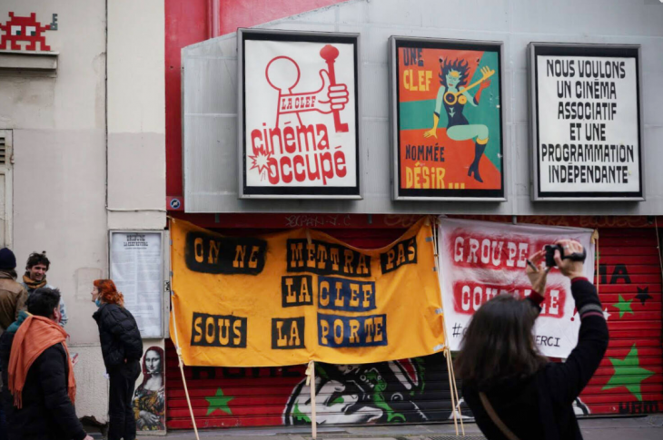 Les rideaux baissés, ce mardi, après l'évacuation matinale. (David Quesemand)