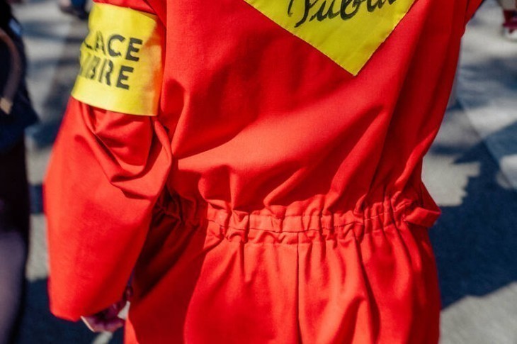 «La culture est dans le viseur de l’extrême droite» : à Paris, une première mobilisation syndicale contre la montée du Rassemblement national