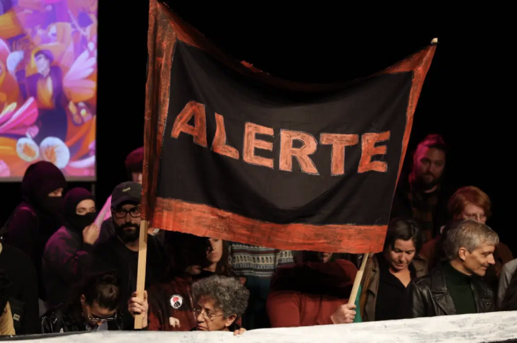 À Hénin-Beaumont, les artistes entrent en grève pour dénoncer la reprise en main du théâtre par la mairie RN