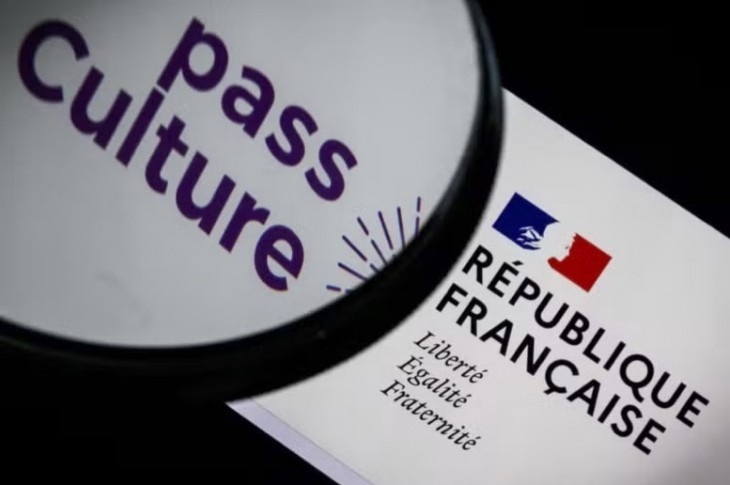 Le Pass culture individuel diminué de moitié pour les jeunes de 18 ans : « Nous recentrons les efforts sur ceux qui en ont le plus besoin », annonce Laurence Tison-Vuillaume